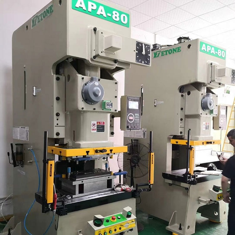 Metode pemecahan masalah punch press berkecepatan tinggi